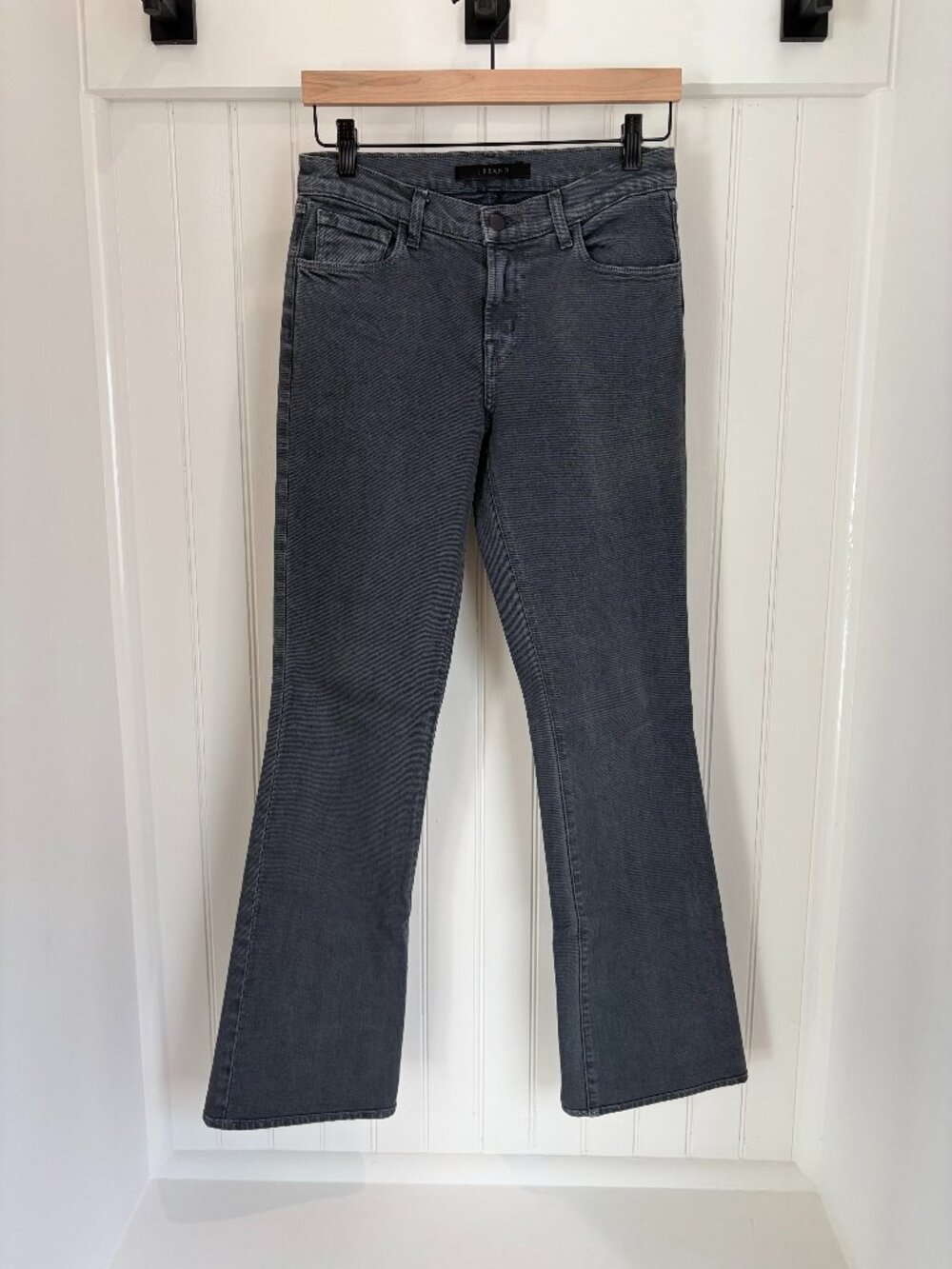 J Brand Sallie Mid Rise Bootcut Jeans Grey Gray Stretch Denim Size 26